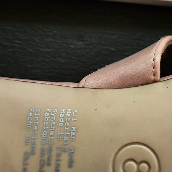 Fioni Pink Sandals - Picture 3 of 4